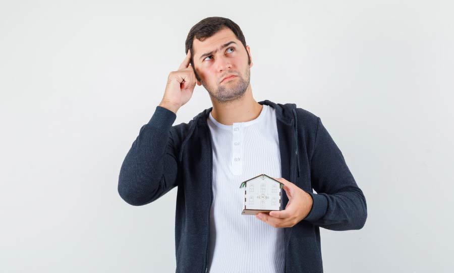 Ghosting inmobiliario: Qué hacer cuando el comprador desaparece sin decir nada - Foto Freepik