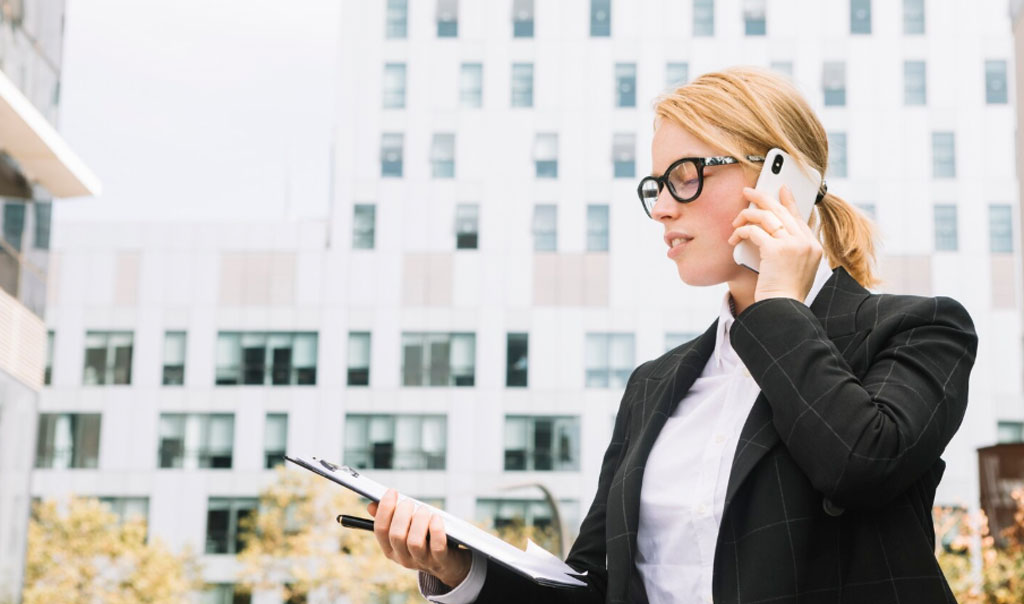 El secreto inmobiliario para convertir consultas en clientes - Foto Magnific